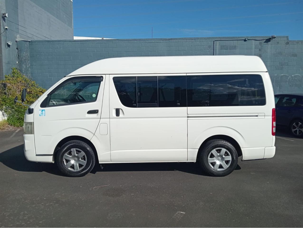 2009 Toyota Hiace
