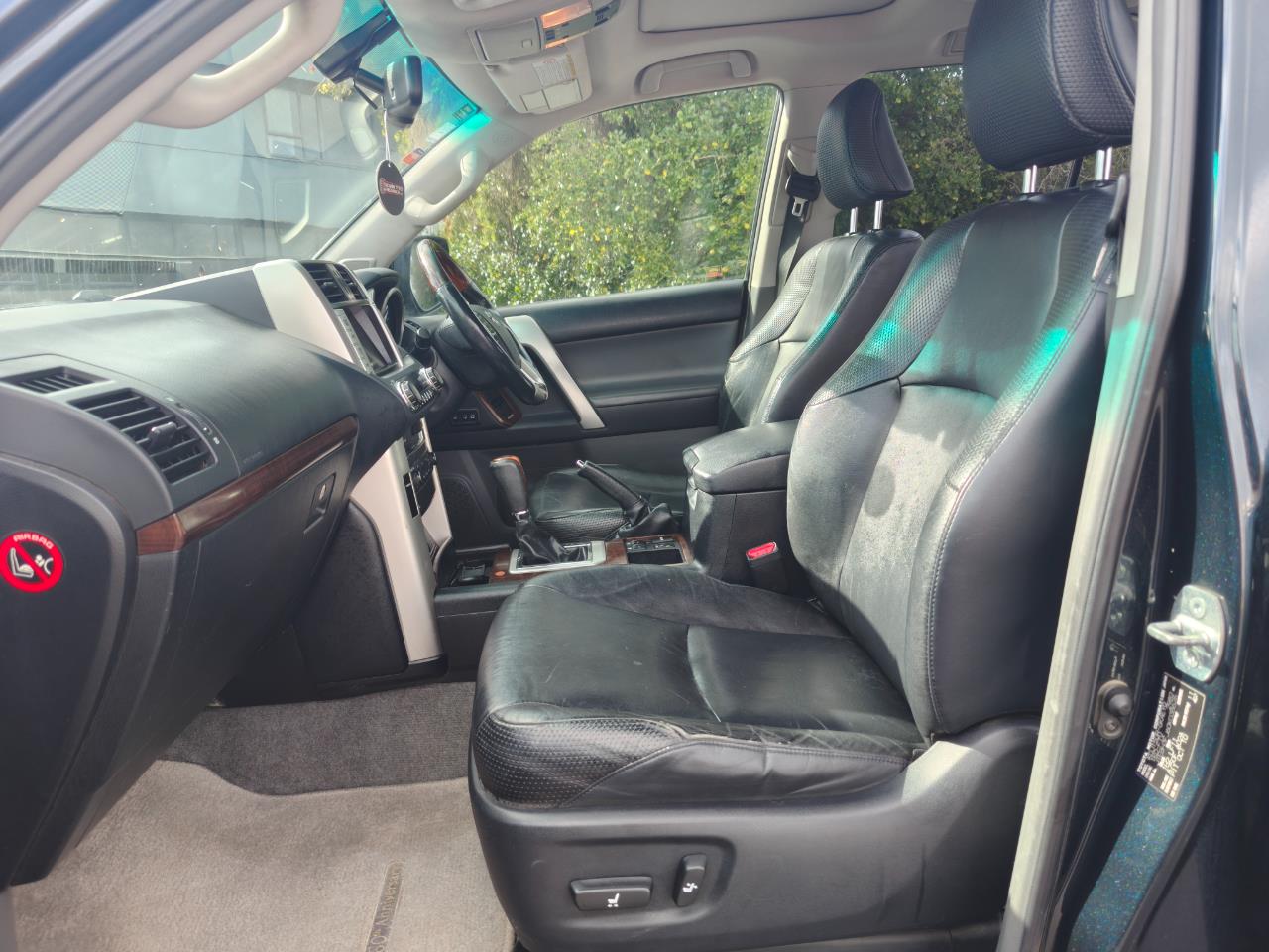 2011 Toyota LandCruiser Prado 