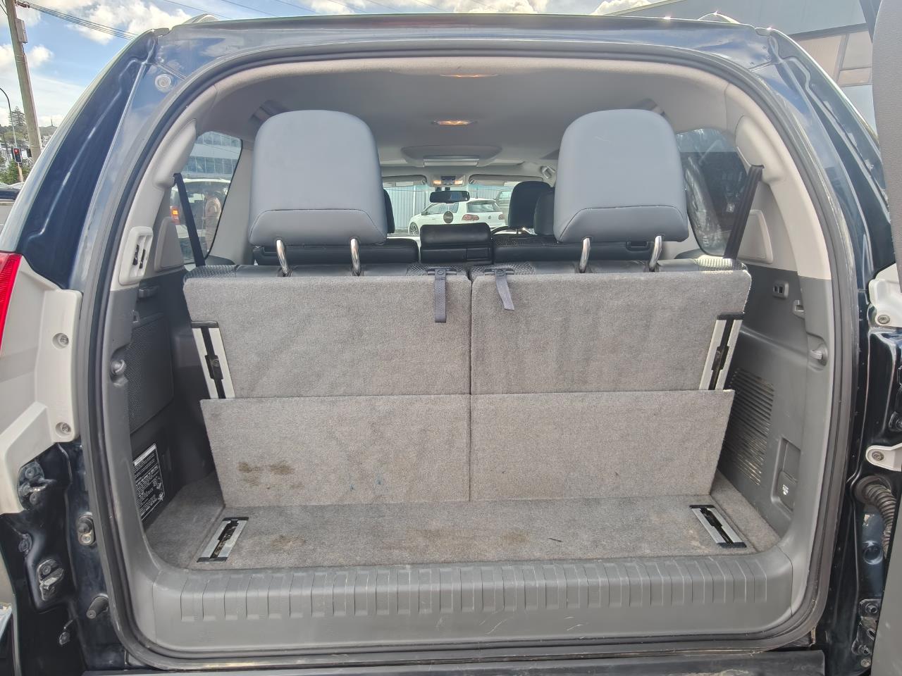 2011 Toyota LandCruiser Prado 