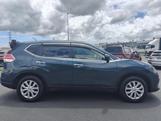 2016 Nissan X-TRAIL - Thumbnail