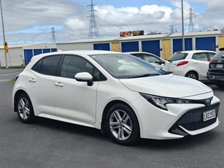 2018 Toyota Corolla - Thumbnail