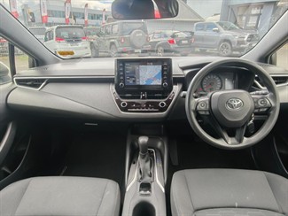 2018 Toyota Corolla - Thumbnail