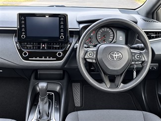 2018 Toyota Corolla - Thumbnail