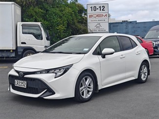 2018 Toyota Corolla - Thumbnail