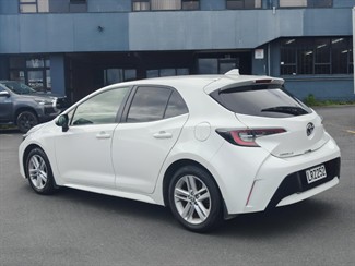 2018 Toyota Corolla - Thumbnail
