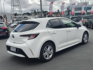 2018 Toyota Corolla - Thumbnail