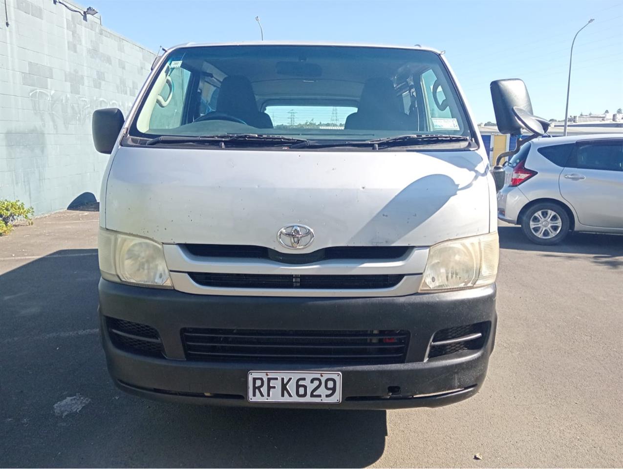 2009 Toyota Hiace