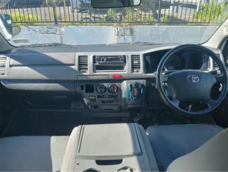 2009 Toyota Hiace - Thumbnail