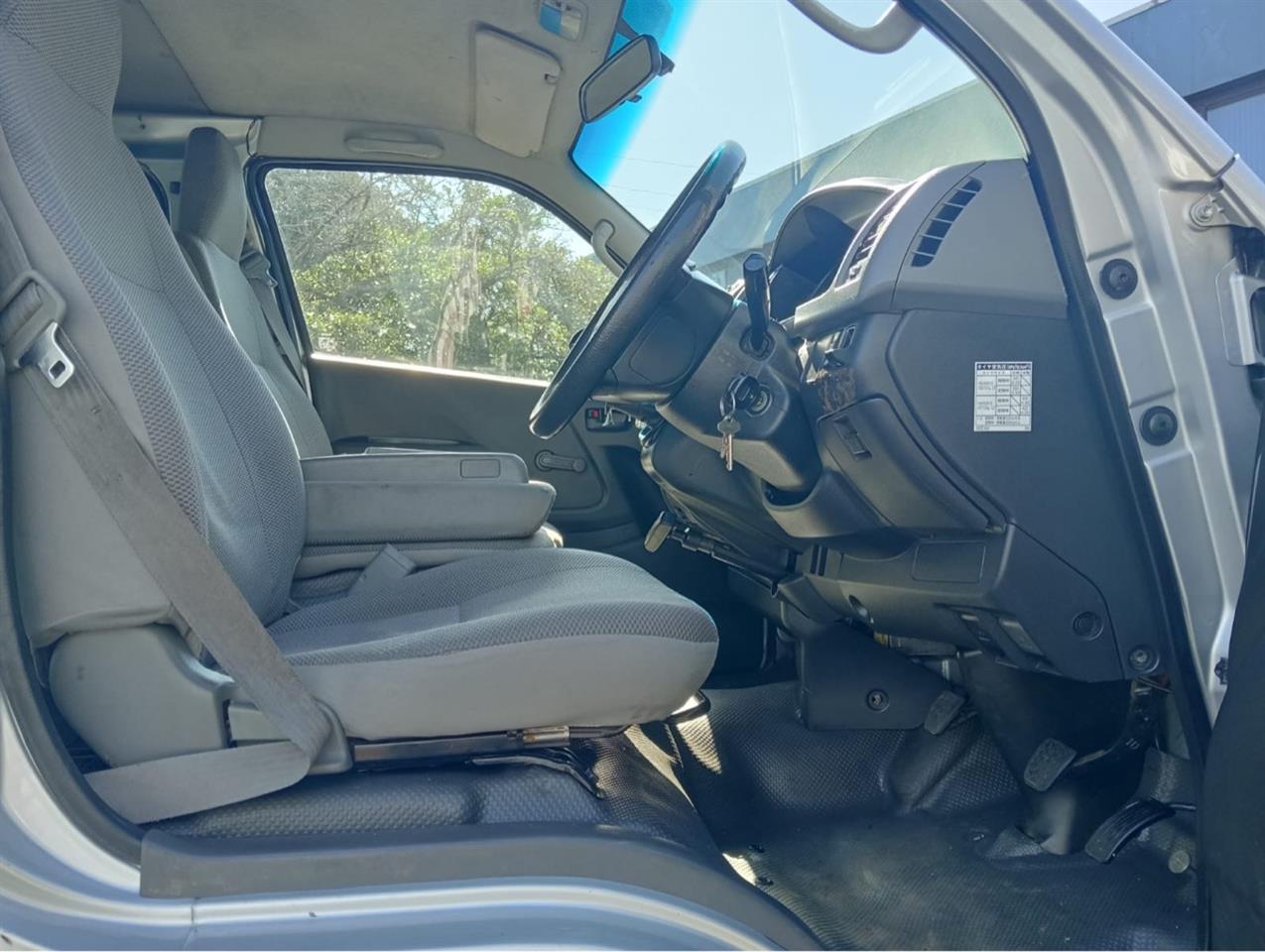 2009 Toyota Hiace