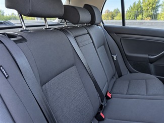 2006 Volkswagen Golf - Thumbnail