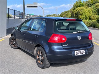 2006 Volkswagen Golf - Thumbnail