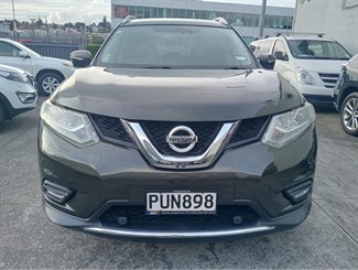 2015 Nissan X-TRAIL - Thumbnail