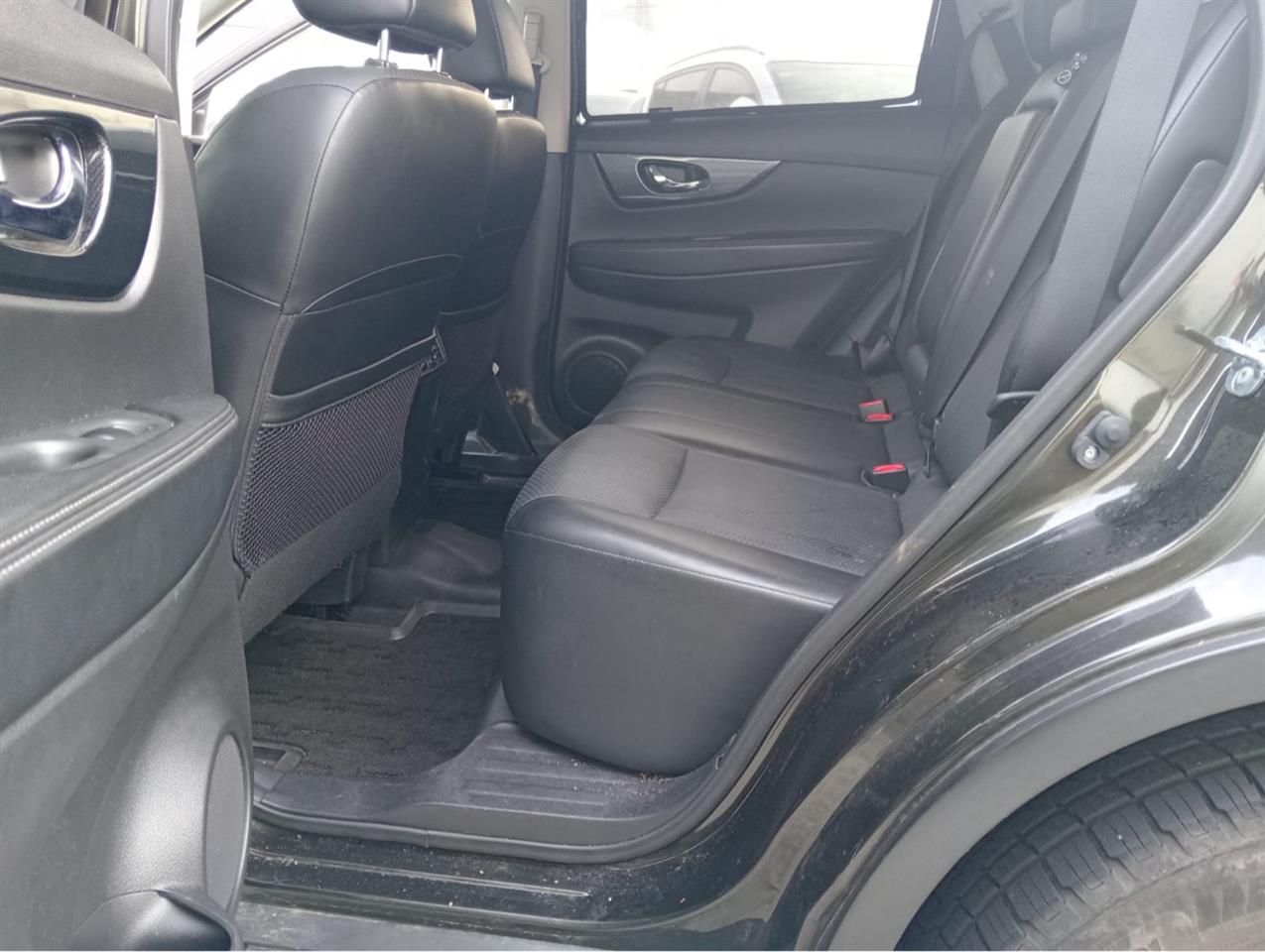 2015 Nissan X-TRAIL