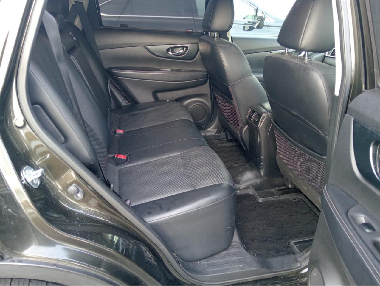 2015 Nissan X-TRAIL