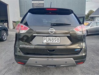 2015 Nissan X-TRAIL - Thumbnail