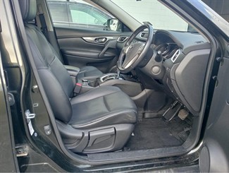 2015 Nissan X-TRAIL - Thumbnail