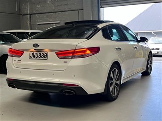 2016 Kia Optima - Thumbnail