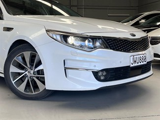 2016 Kia Optima - Thumbnail