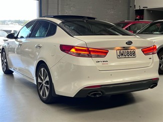 2016 Kia Optima - Thumbnail