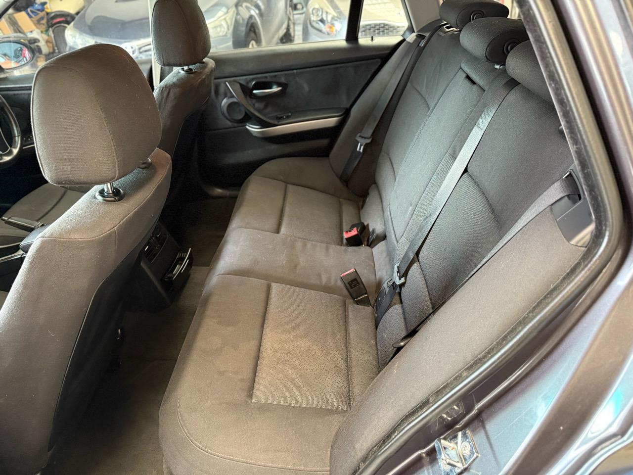 2007 BMW 320i