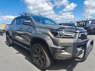 2024 Toyota Hilux - Thumbnail
