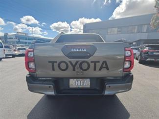 2024 Toyota Hilux - Thumbnail