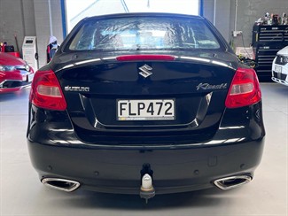 2010 Suzuki Kizashi - Thumbnail