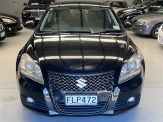 2010 Suzuki Kizashi - Thumbnail