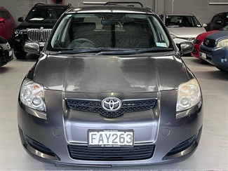 2009 Toyota Corolla - Thumbnail