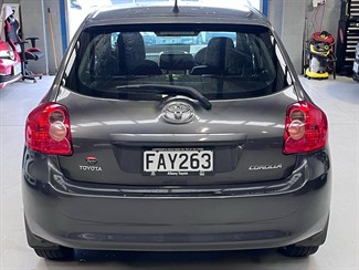 2009 Toyota Corolla - Thumbnail